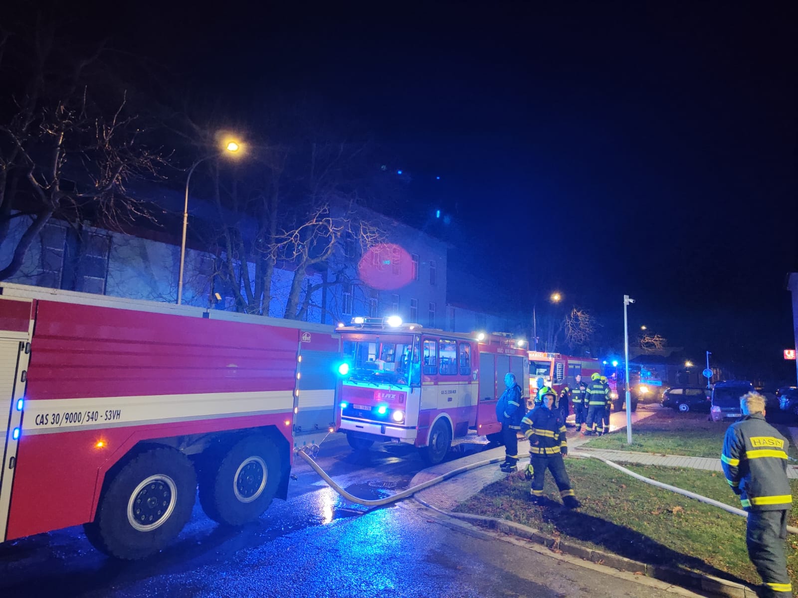 64727eac-acb2-4273-bb67-37422b18050e